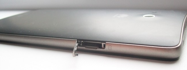 https://ocs-pl.oktawave.com/v1/AUTH_2887234e-384a-4873-8bc5-405211db13a2/spidersweb/2013/08/huawei-ascend-mate-18-650x243.jpg