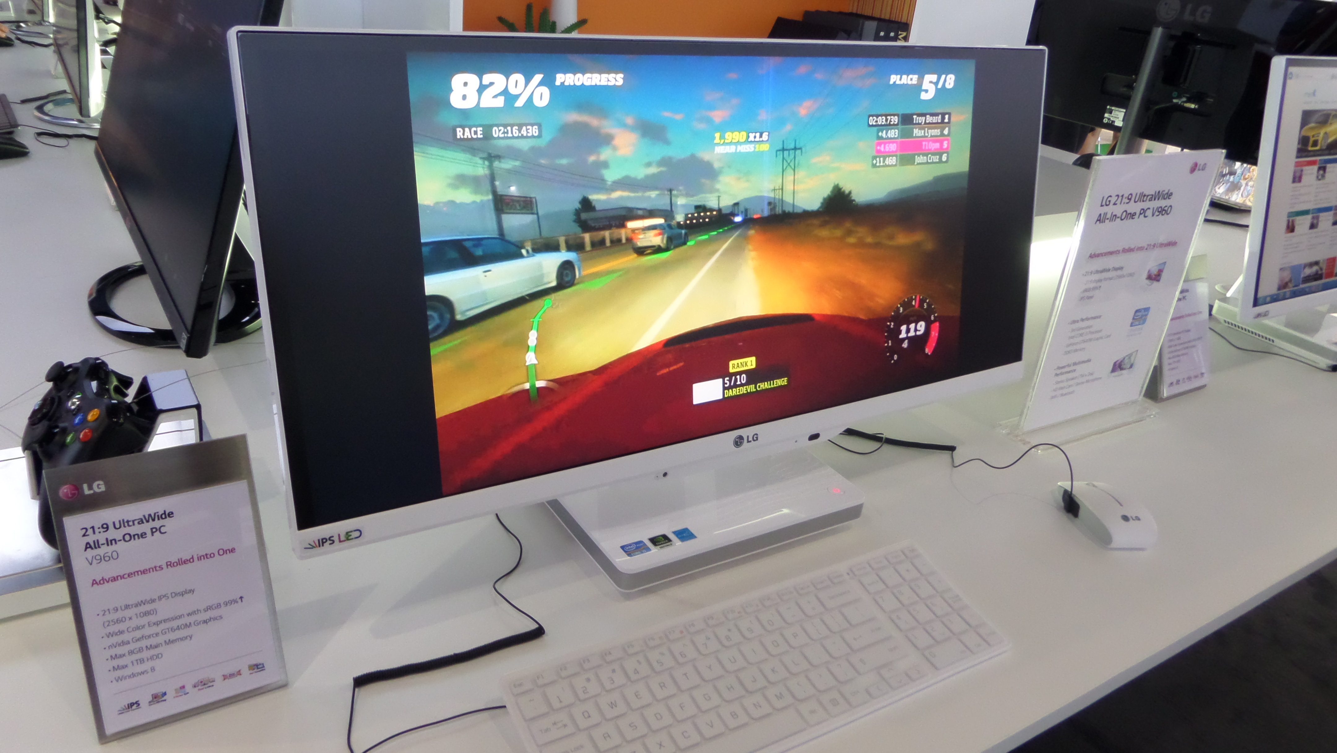LG monitor 16:9 class="wp-image-138721" 