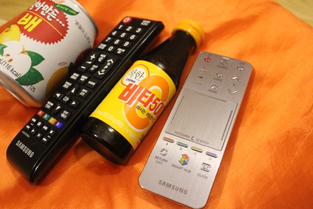 Samsung F7000 Smart TV -19 class="wp-image-138506" 