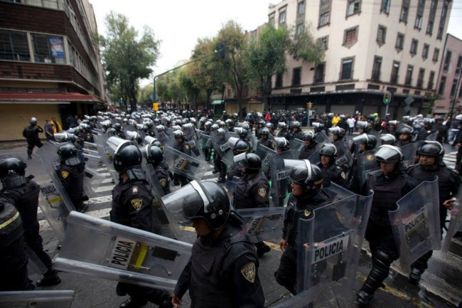 Źródło: World Riots 24/h, facebook.com/internationalriot class="wp-image-140965" 