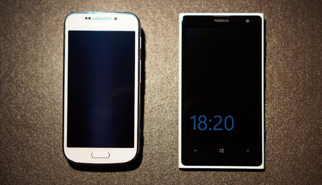 galaxy-s4-zoom-vs-lumia-1020