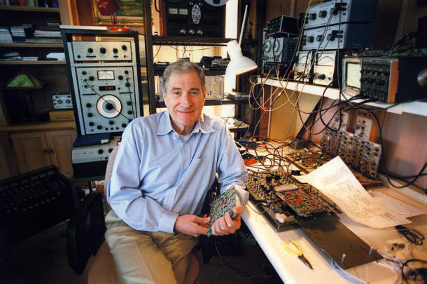 ray Dolby class="wp-image-139446" 
