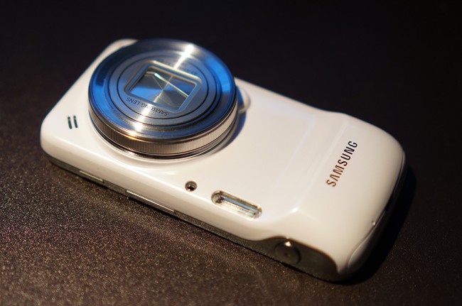 samsung-galaxy-s4-zoom-2