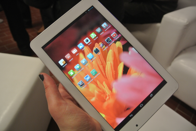 Modecom Freetab 9000 intel 2