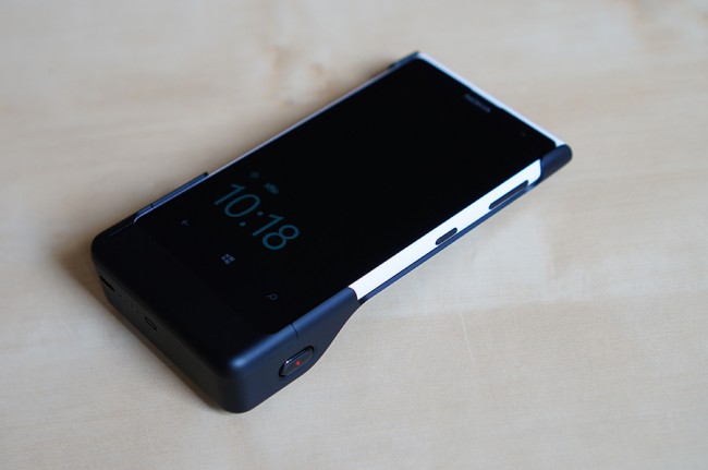 Nokia-Lumia-1020-Grip-10