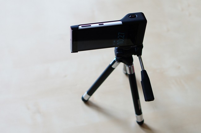 Nokia-Lumia-1020-Grip-12
