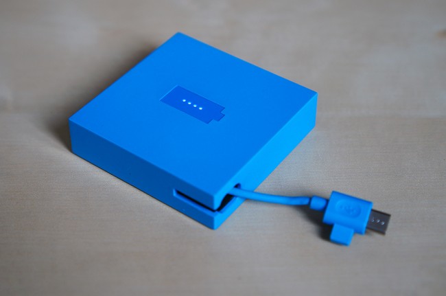 Nokia-przenosna-ladowarka-3