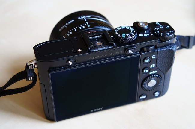 Sony-RX1R-10