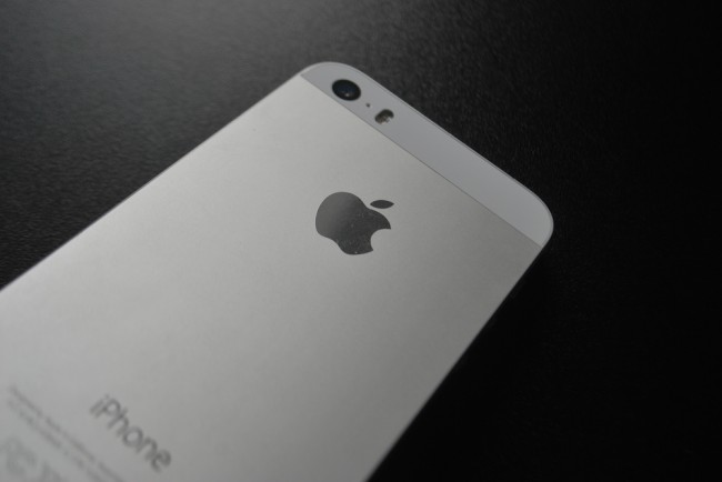 iPhone 5s by Spider's Web, 12 class="wp-image-148847" 