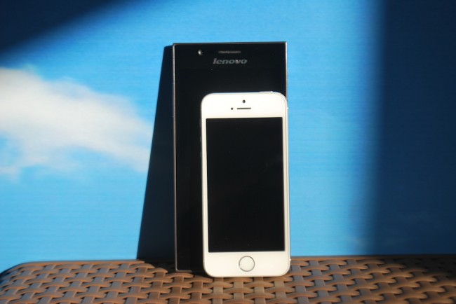 Lenovo K900, 12 