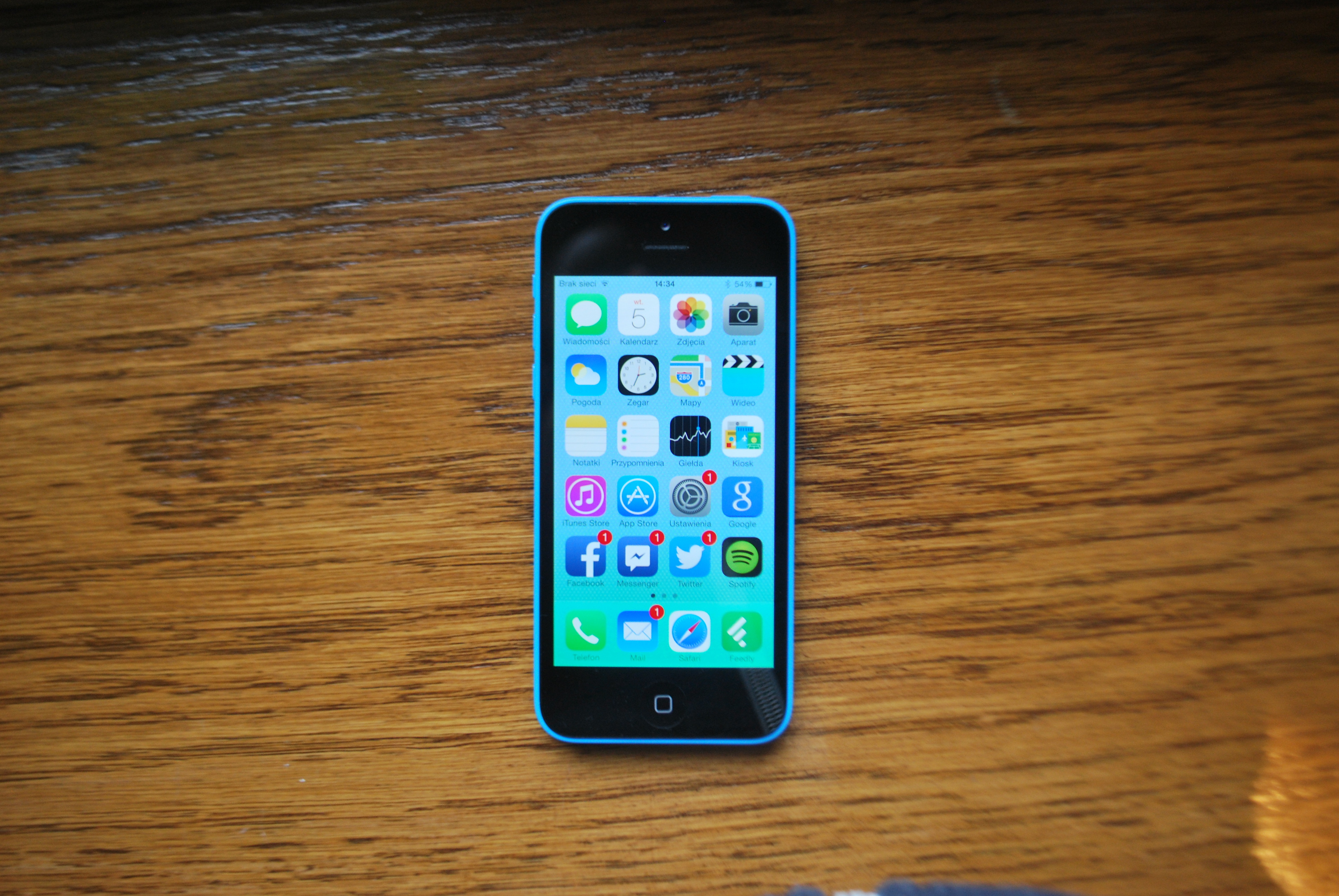 iPhone 5c_ikona class="wp-image-150380" 