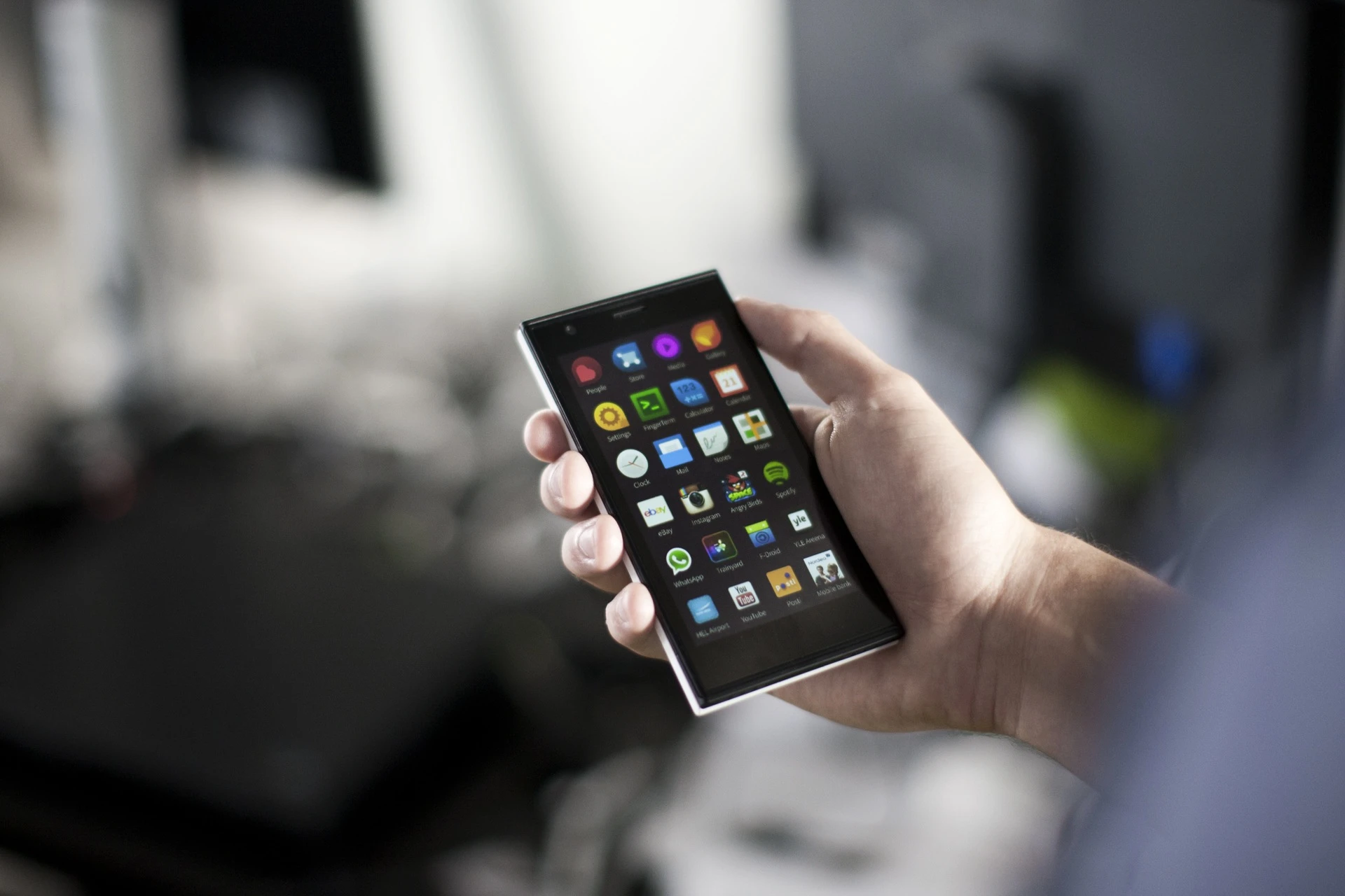 Temat tygodnia: Następca MeeGo próbuje swoich sił na rynku. Czy Jolla Mobile odniesie sukces?