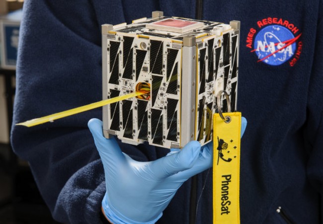 phonesat_2_5
