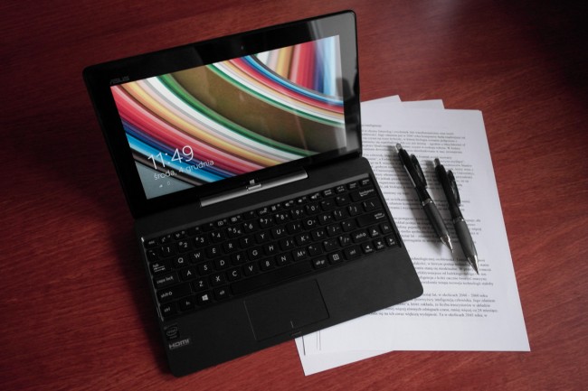 Asus Transformer Book T100 class="wp-image-156860" 