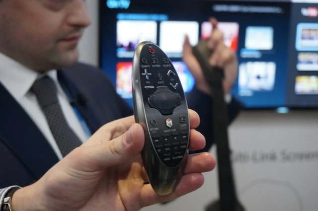 Samsung-ces-2014-stoisko-telewizory41 