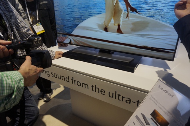 Samsung-ces-2014-stoisko-telewizory45 class="wp-image-161909" 