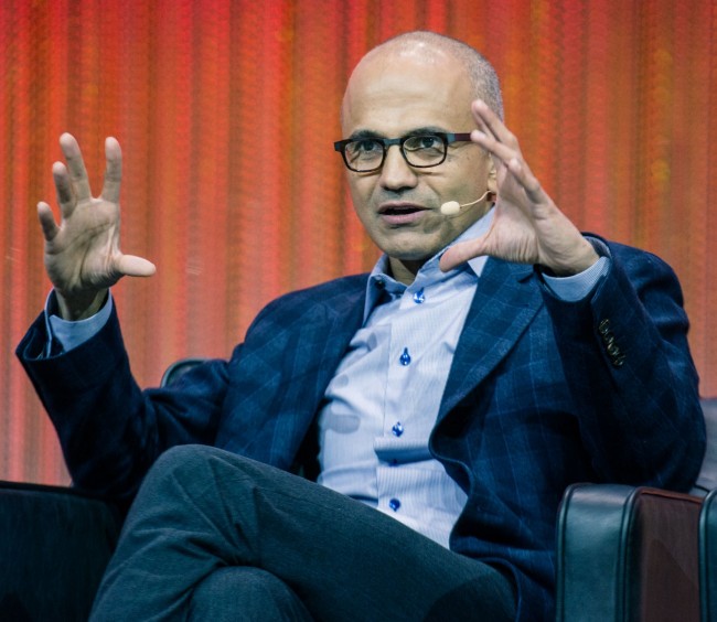 LE WEB PARIS 2013 – CONFERENCES – PLENARY 1 – SATYA NADELLA