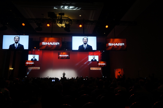 Sharp-ces-konferencja-201401