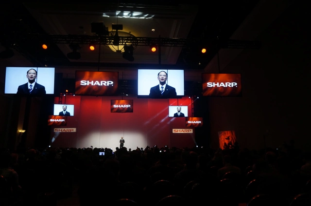 Sharp-ces-konferencja-201401