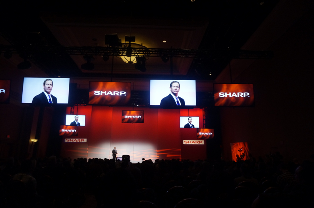 Sharp-ces-konferencja-201404