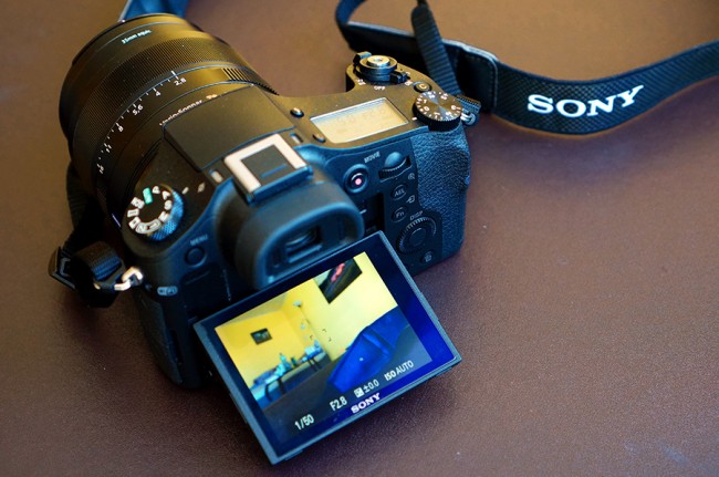 Sony-RX10-11 