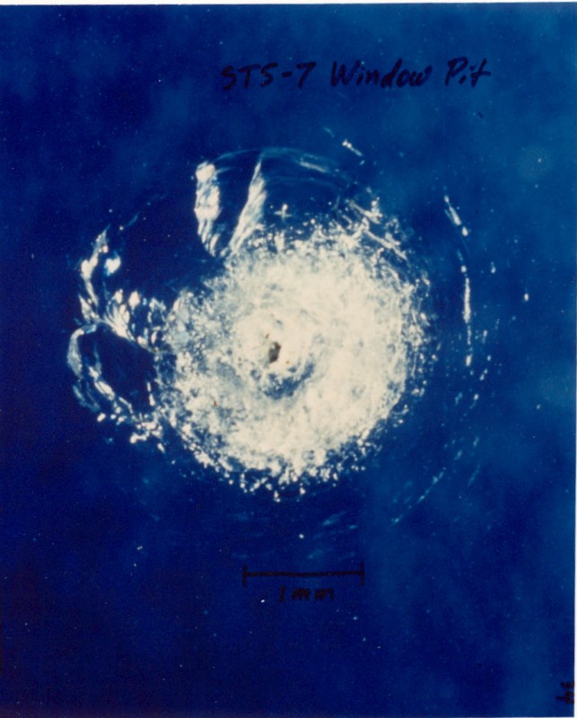 Space_debris_impact_on_Space_Shuttle_window