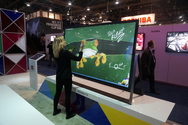 TCL-Hisense-ces-telewizory07