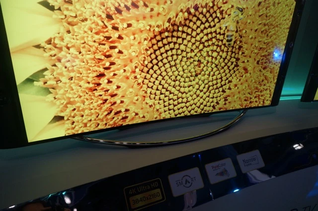TCL-Hisense-ces-telewizory13 