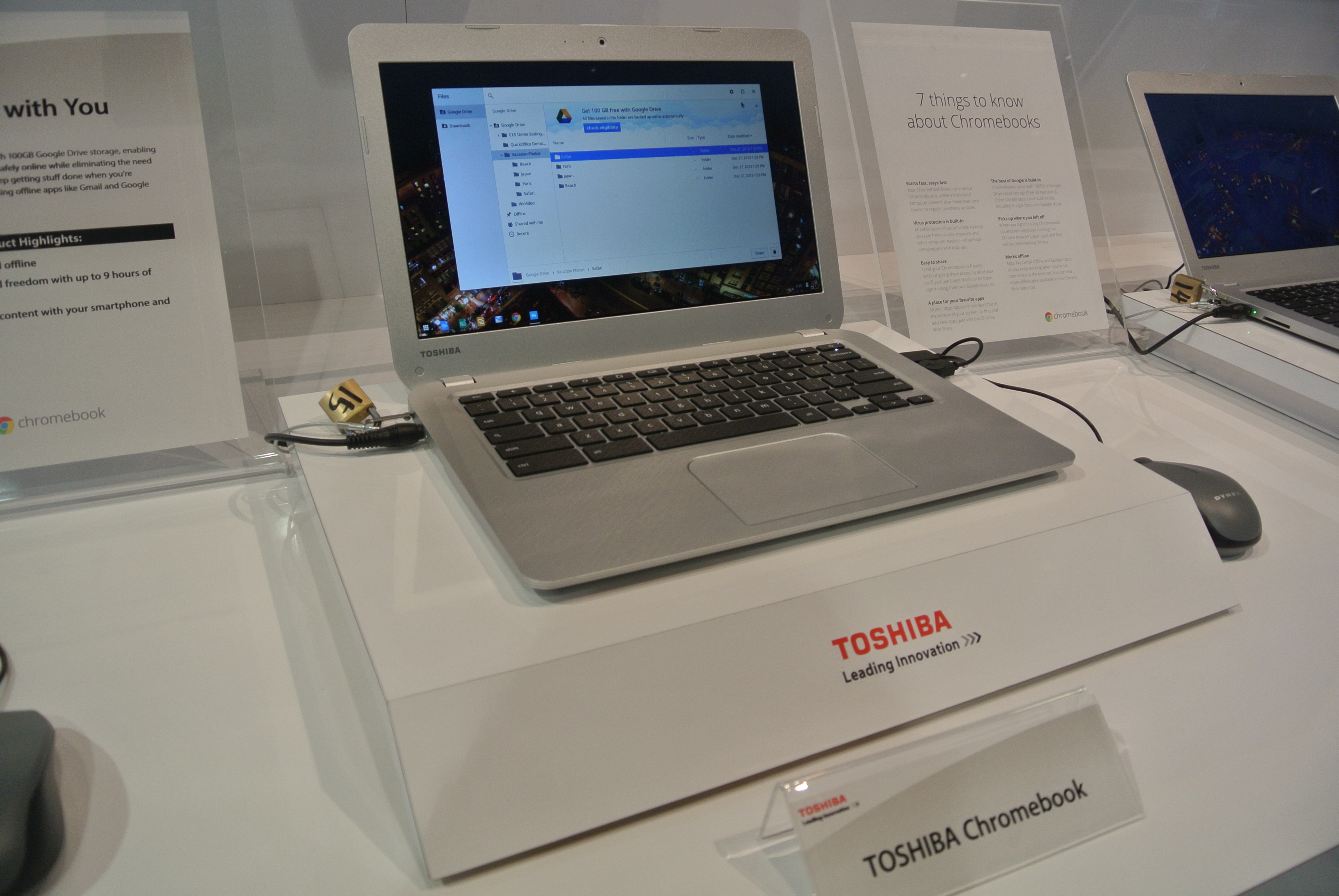 chromebook-toshiba (1) class="wp-image-161368" 