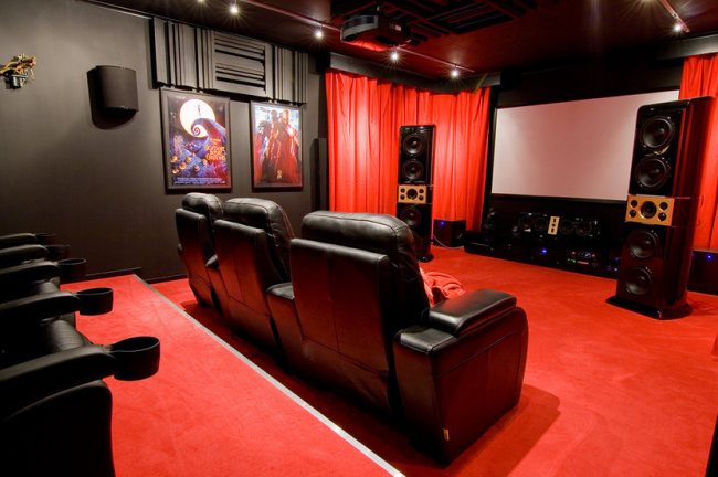 kino domowe projektor class="wp-image-163176" 