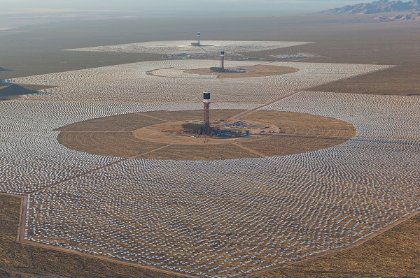 Ivanpah_aerial_shot class="wp-image-167903" 