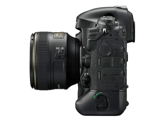Nikon D4s 4