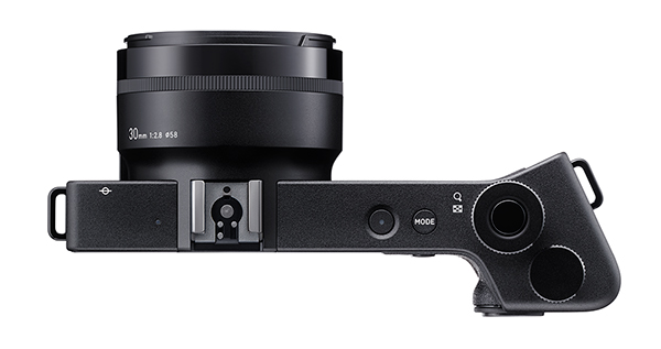 Sigma-Quattro-DP2-top class="wp-image-167275" 