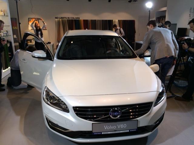 Volvo V60 Plug-in hybrid 4