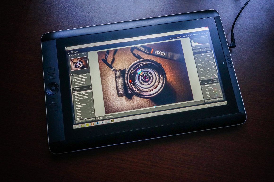 wacom cintiq companion 8 class="wp-image-167107" 