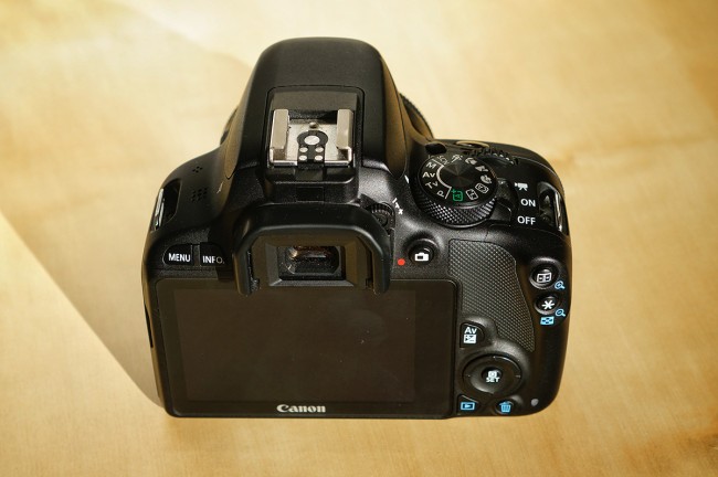 Canon EOS 100D 4