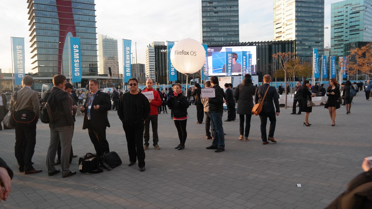 SAMSUNG CSC class="wp-image-171031" 