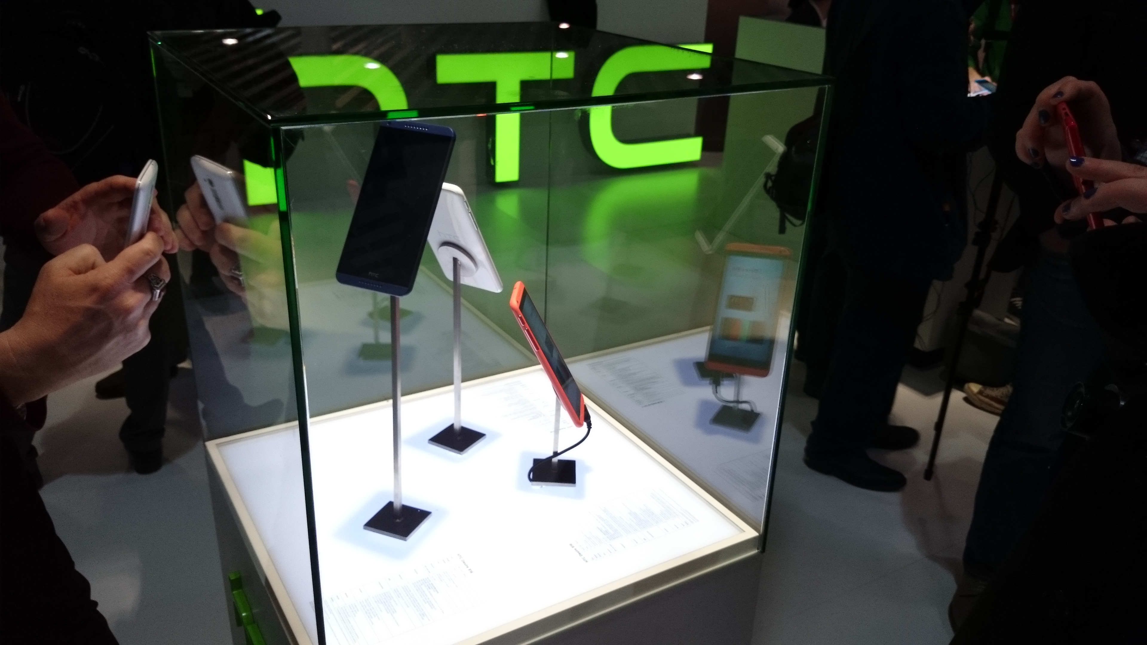 htc desire class="wp-image-171033" 