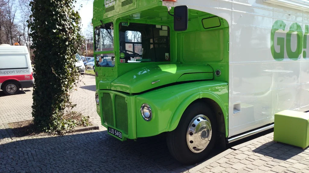 https://ocs-pl.oktawave.com/v1/AUTH_2887234e-384a-4873-8bc5-405211db13a2/spidersweb/2014/03/nokiabus-2.jpg