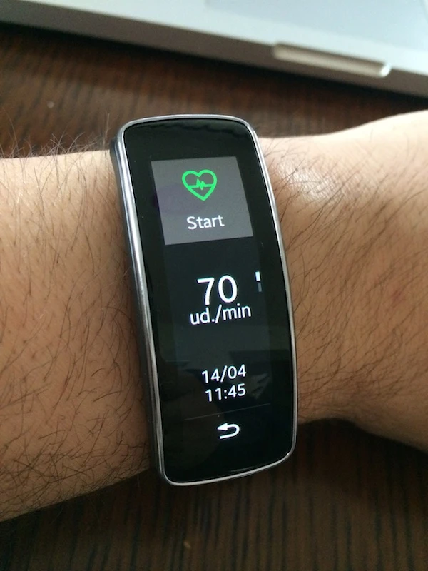 Gear Fit – pomiar pulsu