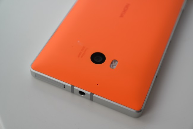 SAMSUNG CSC class="wp-image-189668" 