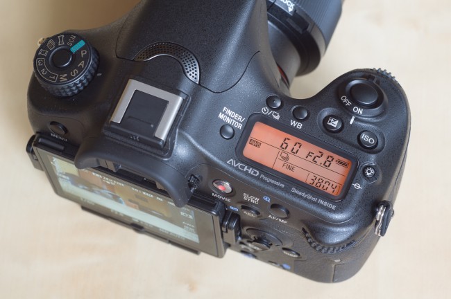 Sony A77 II 04 