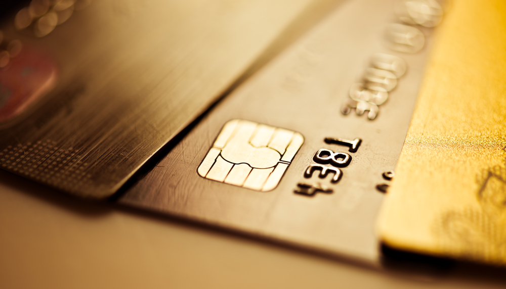 karta-karty-kredytowe-debetowe-mastercard-visa class="wp-image-209961" 