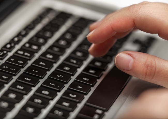 macbook class="wp-image-199263" 