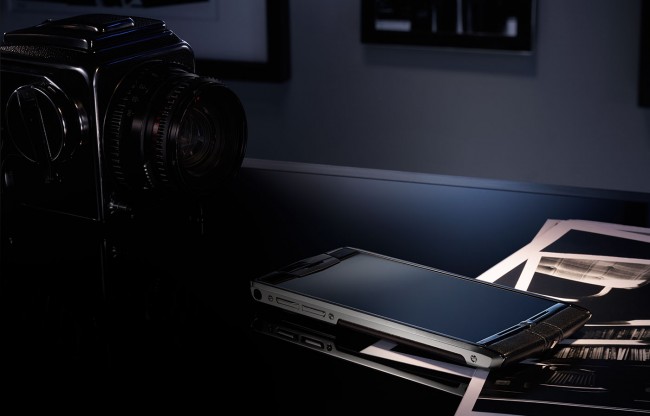 vertu-signature-touch-4 class="wp-image-207722" 