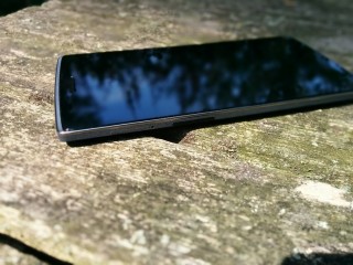OnePlus One oficjalnie trafił do Polski, a jego cena jest&#8230; całkiem przyzwoita