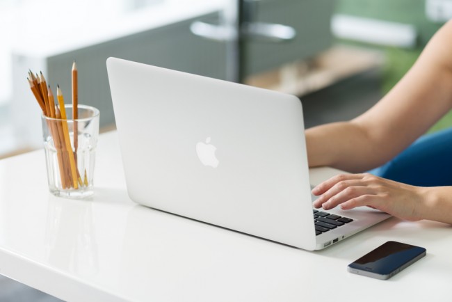 laptop 2 class="wp-image-213638" 