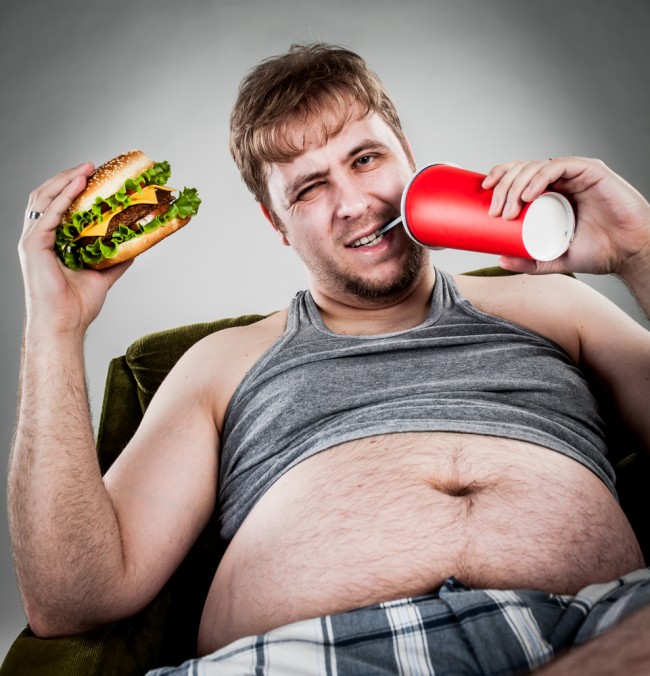 mezczyzna-grubas-hamburger-cola 