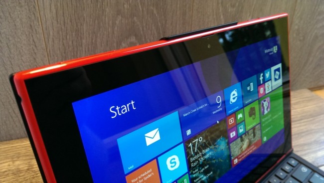 nokia lumia 2520 f class="wp-image-216034" 