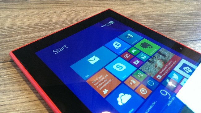 nokia lumia 2520 r class="wp-image-216069" 